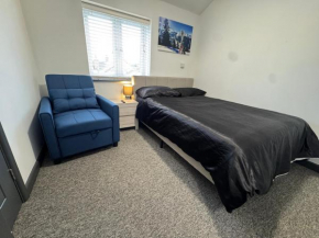 Gate Lodge - Private En-suite rooms, Kings Lynn, central location